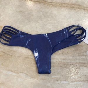 Midori Bikini bottom